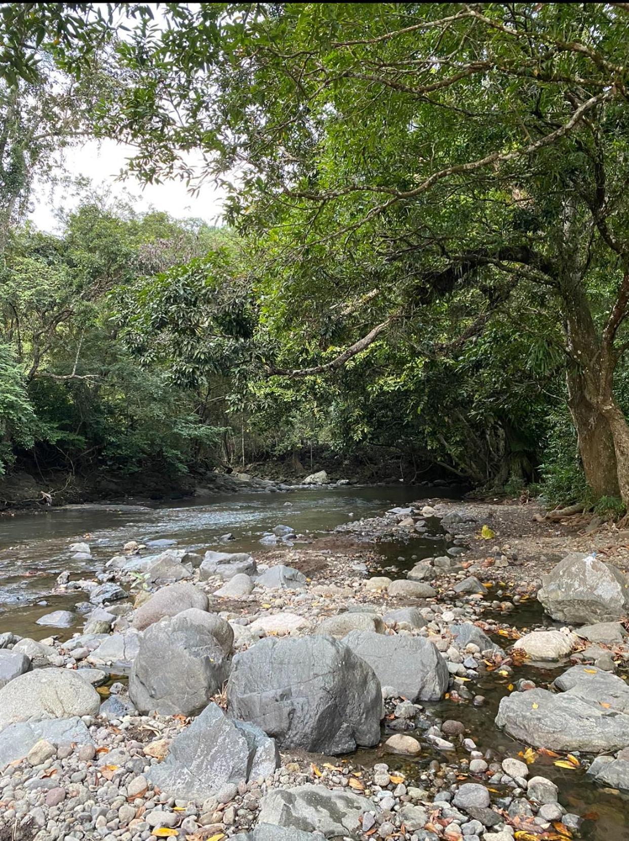 Hakata Lejja Near Natural Hot Spring Batu-Batu Luaran gambar
